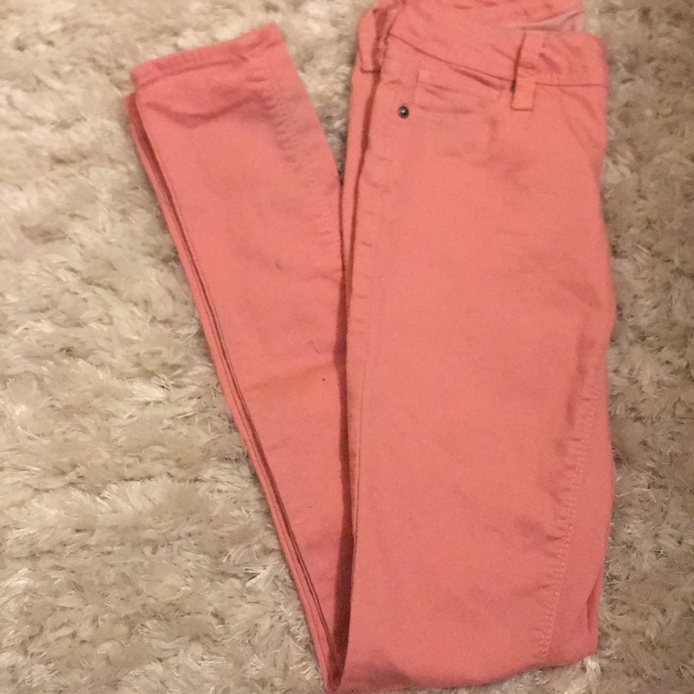 Pink skinny jeans